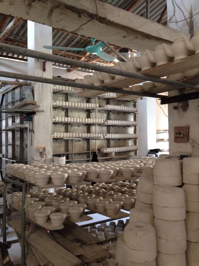 バッチャン村では、工房を見学出来ました。