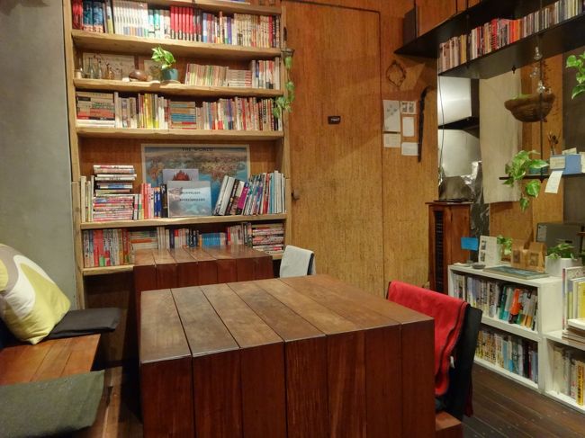 本が沢山あり<br /><br />長居してしまいました<br /><br />(￣▽￣)