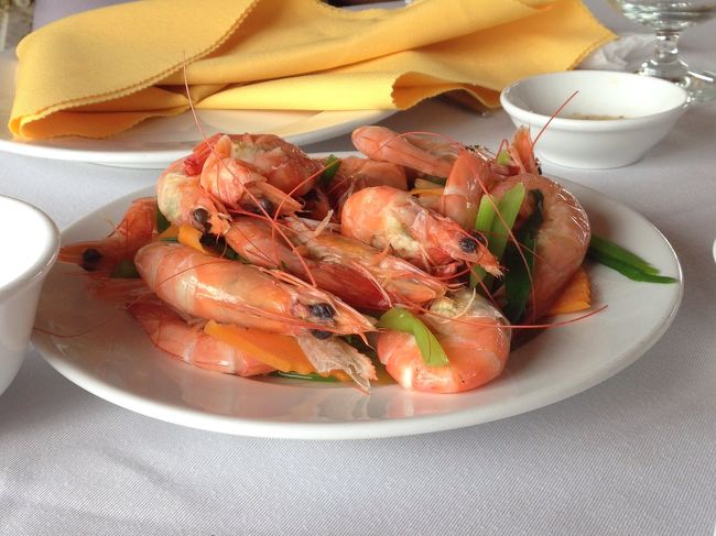 ぷりっぷりのエビ。<br />美味し〜い！