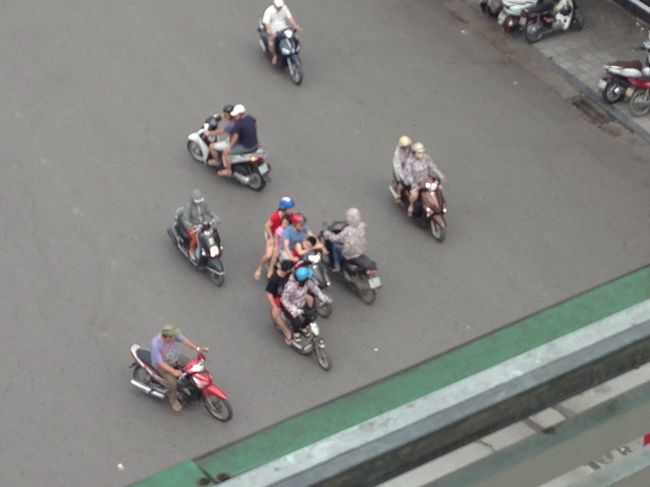 4人乗りのバイクが！<br />大人4人乗りも見かけました。