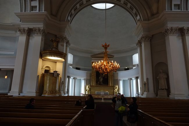 ヘルシンキ大聖堂の中です。