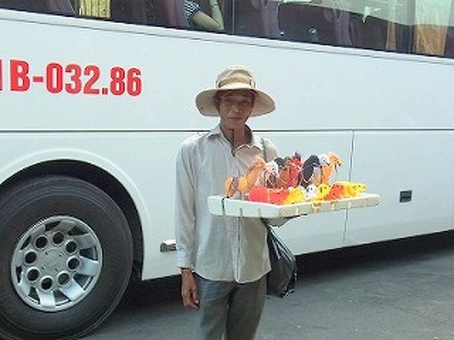 いかがですか・・・<br /><br />ベトナムでは　犬も猫も食材だそうですが・・・<br />可愛い犬猫を見るたびに食材にされないように・・・<br />