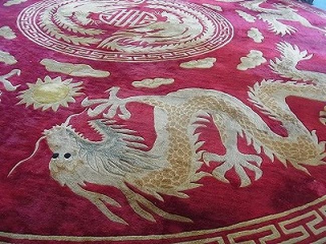 現在でも国賓や会議の際は実際に利用されています。<br />それ以外は観光客向けに一般公開されています。<br /><br /><br />ホーチミン観光スポットの見学でした。