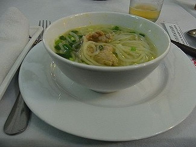 日本食に似た<br />あっさり系のお味です。<br />フォーは美味しい。