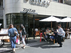 で、XipZapというお店に入りました。
このお店かなり前からあります。