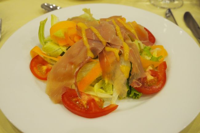 なのに、イタリアンサラダ。