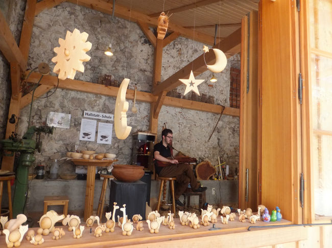 かわいい木製の動物たち。<br />ゆっくり見たかったなぁ。