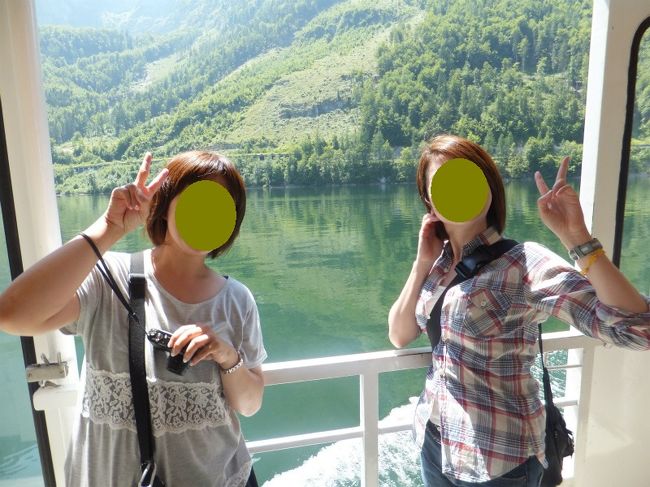 同乗している方が撮ってくださいました。<br />ツアーだと日にちが経つに連れて<br />親しくなる方がいるので、<br />こういうのがいつもありがたいなと思います。