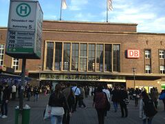 デュッセルドルフ中央駅。2年ぶり。
