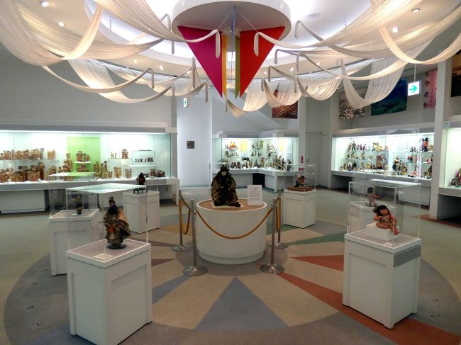 世界の人形が沢山展示されています