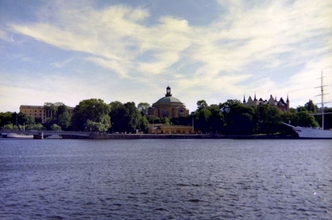 ストックホルムからは、フィンランドに行く客船、シリアラインが出ています。