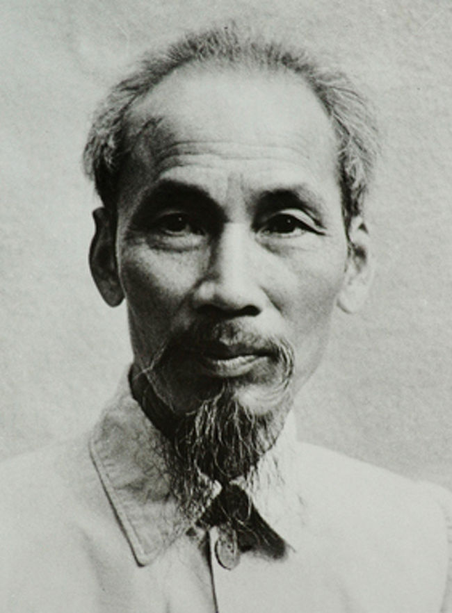 5/19は<br />ホー・チ・ミン氏の誕生日<br />（ベトナム語: Hồ Ch&amp;iacute; Minh, 漢字: 胡志明, 1890年5月19日 - 1969年9月2日）は、ベトナムの革命家、政治家。植民地時代からベトナム戦争まで、ベトナム革命を指導した。初代ベトナム民主共和国主席、ベトナム労働党中央委員会主席。<br /> <br /> ベトナム人民からは、親しみを込めて<br />『ホーおじさん（バック・ホー、B&amp;aacute;c Hồ, 伯胡）』の愛称で呼ばれている<br />