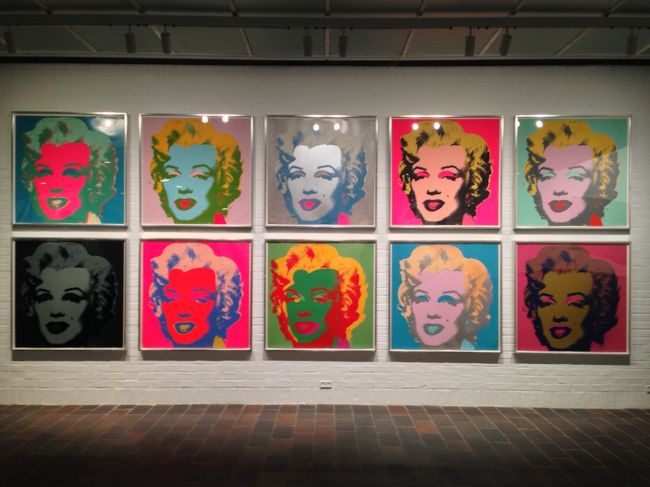 有名なマリリン・モンローのシルクスクリーン。<br />アンディ・ウォーホルの作品だ。