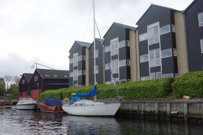 運河沿いの住宅。<br />優雅な暮らしが出来そう。<br />