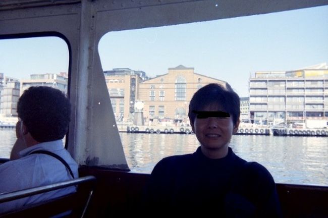 ビグドイ半島（Bygdoy Peninsula）地区 まで、船で移動します。<br /><br />ここにはフラム号博物館、コンティキ号博物館、民族博物館などがあります。<br /><br />トラムやバスでも行けるのですが、船での移動はさわやかでおすすめ。