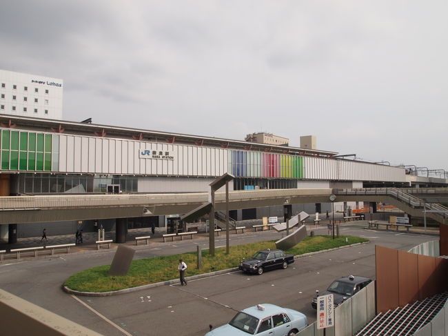 ぐるっとバスで奈良駅に戻ります。日中も閑散としている西口側。