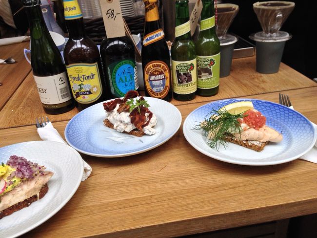 ここに決めた。<br />迷ったあげく3品を選択。<br />混んでいるだけあって、味もgood！！