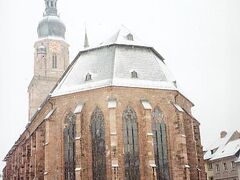 街を歩いていると、次第に雪が止み始めた。教会を見たり、なんかいい感じの建物に入っていったり、ドイツ最終日を楽しんでいた。