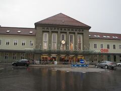 フィラッハ駅とバーンホーフ広場（Bahnhofplatz）