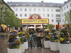 市庁舎（Rathaus）とハウプト広場（Hauptplatz）
イースター市場のイースターバニーエクスプレス（Osterhasenexpress Villach）

http://www.villachonline.at/
