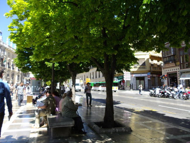 しばらくここで休憩<br />風が気持ちいい