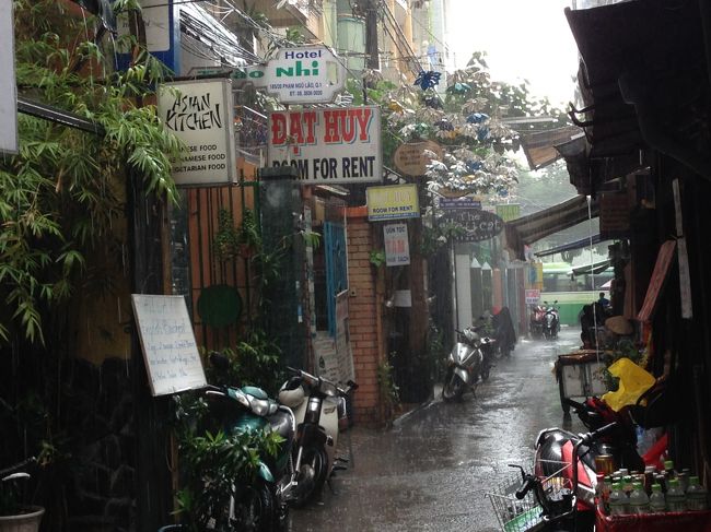 ホテルへの帰り道。<br />いつまでも