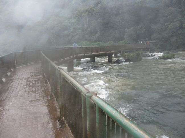 　さてそろそろエレベーターに向かいましょう。