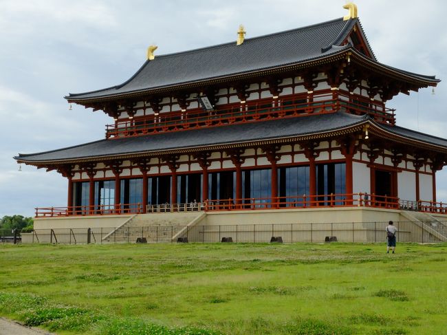 平城宮跡に到着。だだっぴろい・・・。