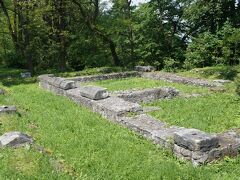 ヘラクレス神殿（Templum Herculis）とマイストロヴァ通り（Maistrova ulica）