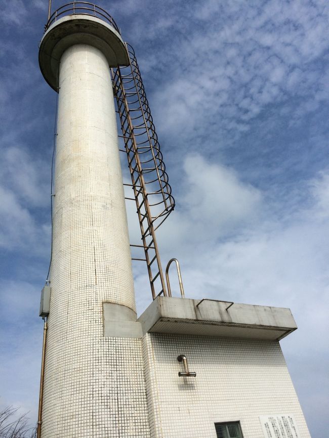 カフェで一時間以上まったりさせてもらいました。癒されて、黒島灯台へ。