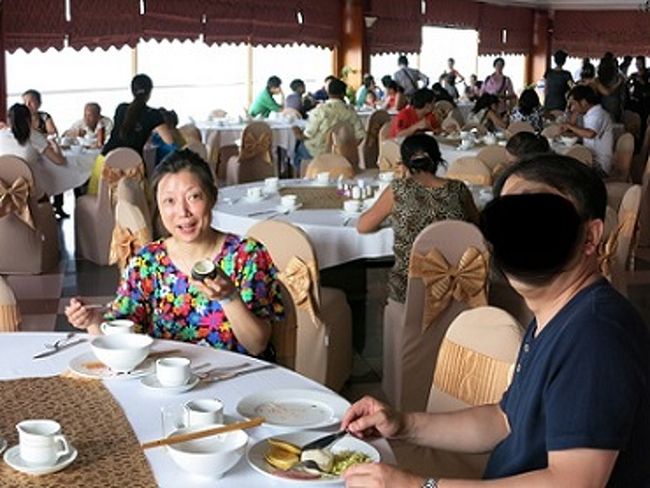 サイゴンハロンホテルの朝食。