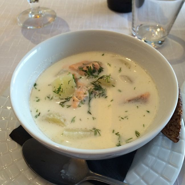 サーモンスープは創造していたより美味しかった。