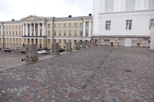 そのあと、東に向かってヘルシンキ大聖堂に行きました。