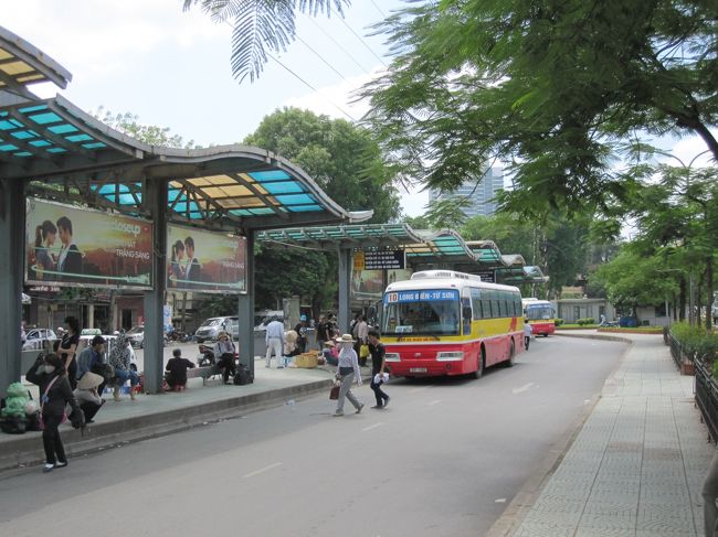 ロンビエンバスターミナル。