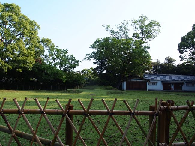 ずっとお社にいらっしゃる神様（若宮）に、大社内ではあるけれどもこちらにご移動いただき、旅気分を味わって息抜きをしていただく場所とのこと。<br /><br />その時に行われるお祭りを『春日若宮おん祭り』と言います。<br /><br />戦時中も変わらず行われたそうで、約80年続く大祭です。