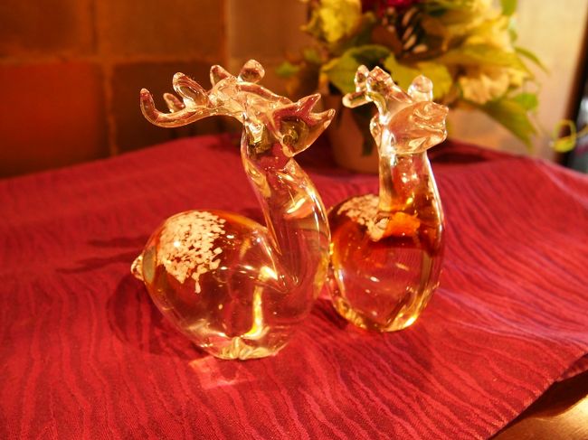 ふう〜<br />贅沢な時間を過ごさせていただきました。<br /><br />食事代はサービス料も含めてお１人2613円也。<br /><br />ダイニング三笠HP<br />http://www.narahotel.co.jp/restaurant/mikasa/index.html