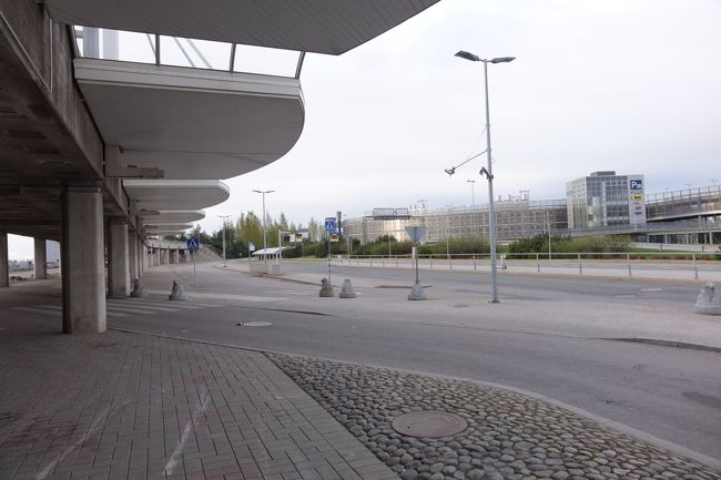 左を見てもガラガラ、