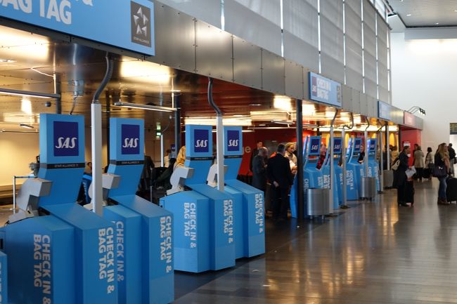 帰りの便の為に出発ロビーも探検してみます。