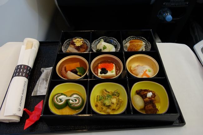 帰国便も和食にしました。