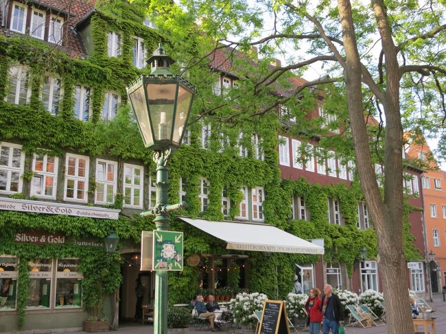 今度、ここのカフェでのんびりお茶してみたいと思います。