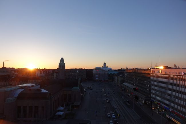 日目の未明のヘルシンキ中央駅です。今日はいい天気になりそう。