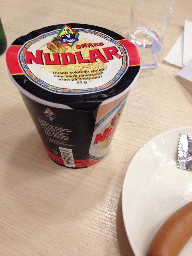 カップヌードルも頂きました。お腹いっぱい。