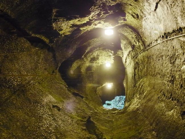 脇をしめて、息を止めて、やっと撮ったトンネルの中の写真です（笑）。出口まで5分くらいだったと記憶しています。