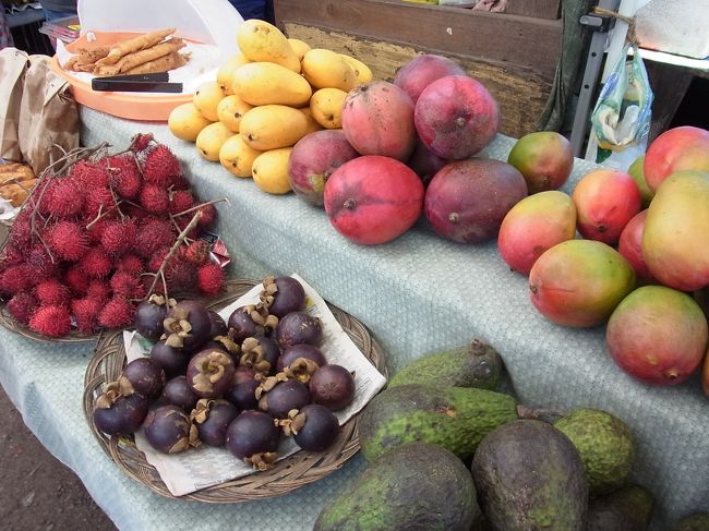 小袋に入っている買い物をして、ライチなどをお買い上げ。<br /><br />