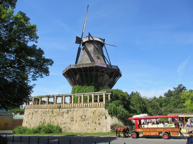 逸話の残る歴史的風車<br />（パン屋さん）