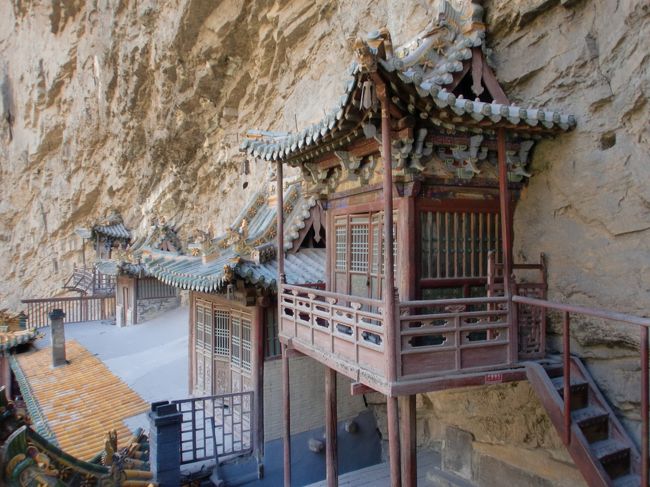 １５００年前に、こんなお寺を建てた、古の人に敬服です。