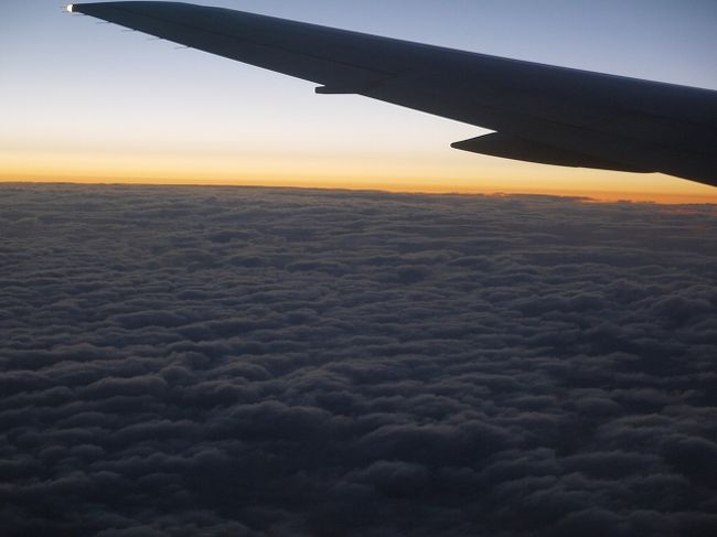 翌日、１１時３０分、予定通り成田到着<br /><br />ロシアを再認識した旅でした。<br />人間も暖かく接してくれましたし、歴史のある国はそれだけで偉大さを感じます。<br />今まで持っていたイメージが覆されました。<br /><br />**************************<br />過去の旅行の自分のHPからの転載です。<br />いくらか、遡って、拾ってみましたが、資料としては古くなり恐縮です。<br />自分の旅行の覚え（財産）として、過去のものも、公開せずに、見出しだけ拾っていこうかなと思っています。<br />