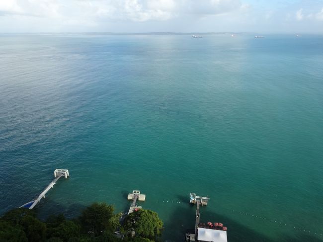 ホテルの部屋からのオーシャンビュー