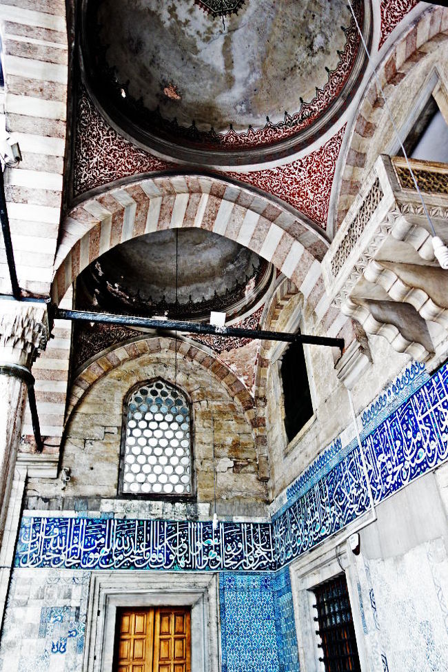 イズミックタイルを見て早々と退場。