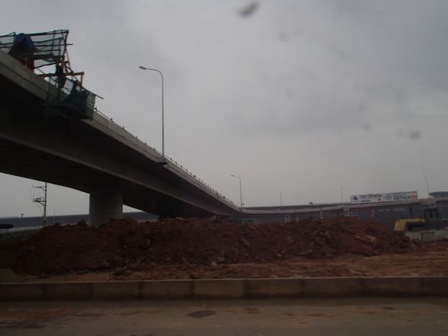 新しいターミナル？建設中。